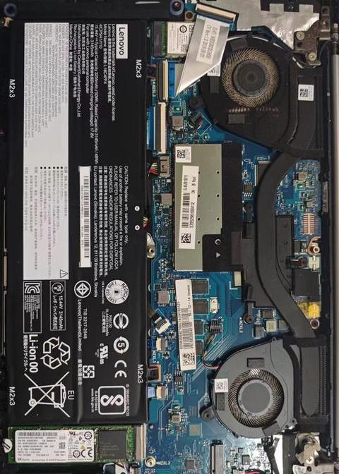 联想小新14屏幕怎么拆