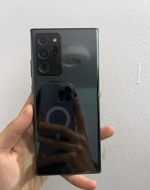 三星note20u和s20u
